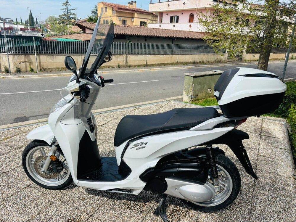 Honda SH 300 i ABS (2016 - 20) (6)