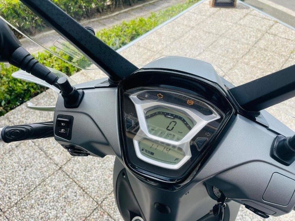 Kymco People 200i S (2021 - 26) (2)