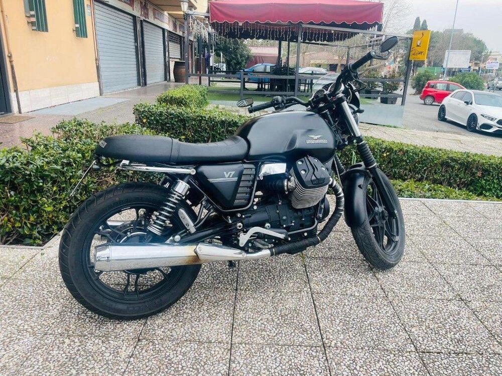 Moto Guzzi V7 Stone (2012 - 15) (5)