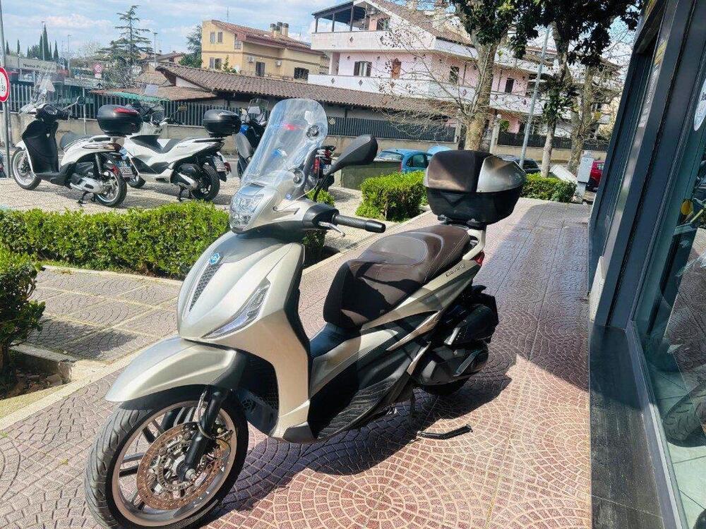 Piaggio Beverly 400 ABS-ASR (2021 - 24) (4)