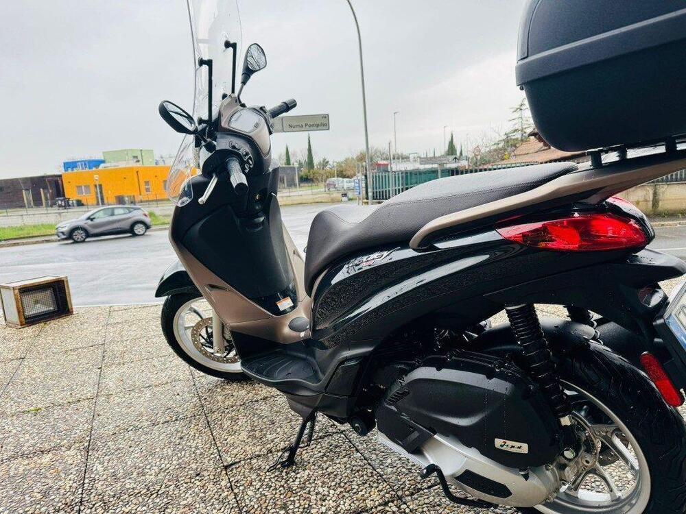 Piaggio Medley 150 ABS (2021 - 25) (4)