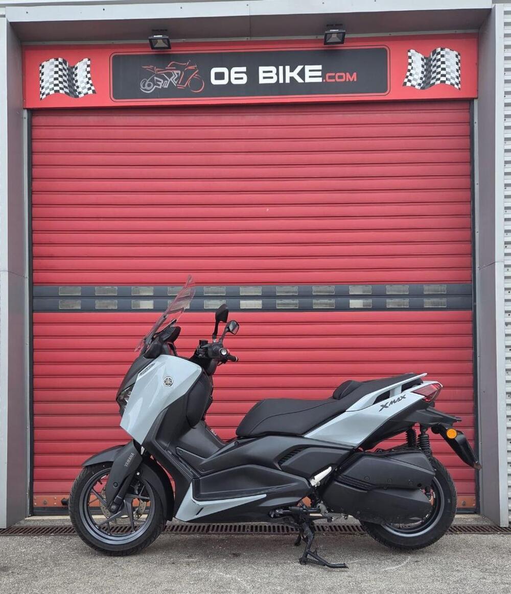 Yamaha X-Max 300 Tech Max (2025 - 26) (5)