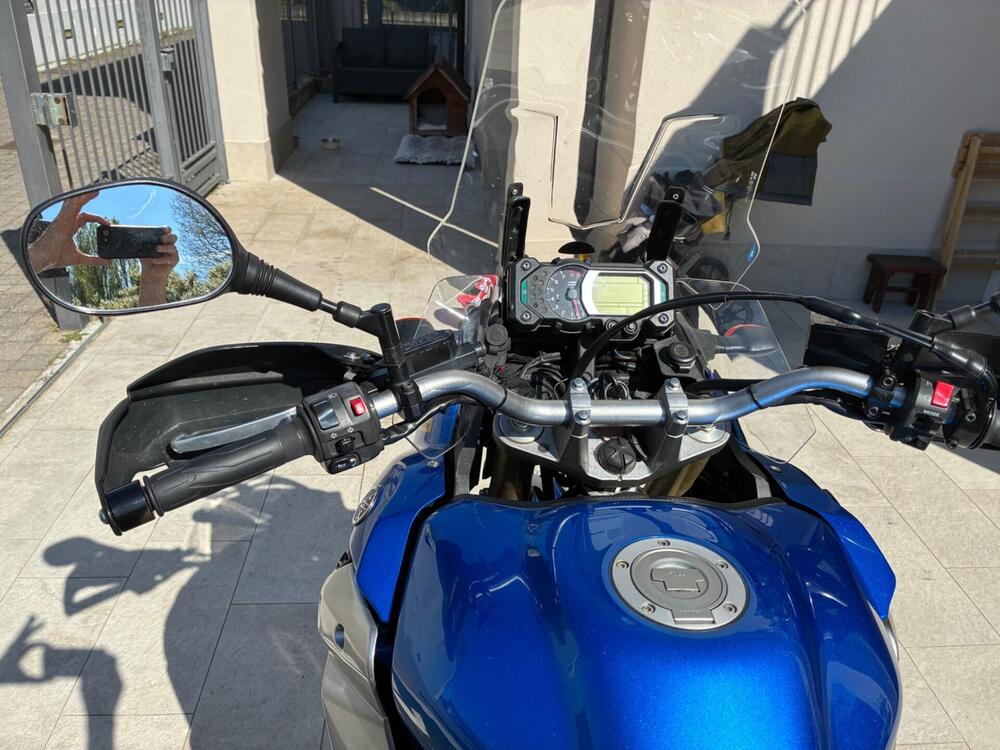 Yamaha XT1200Z Super Ténéré First Edition (2010 - 11) (7)