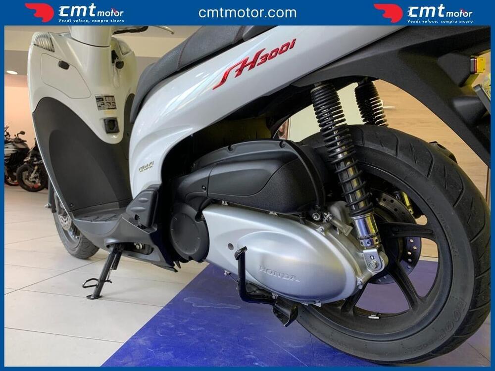 Honda SH 300 i (2006 - 10) (9)