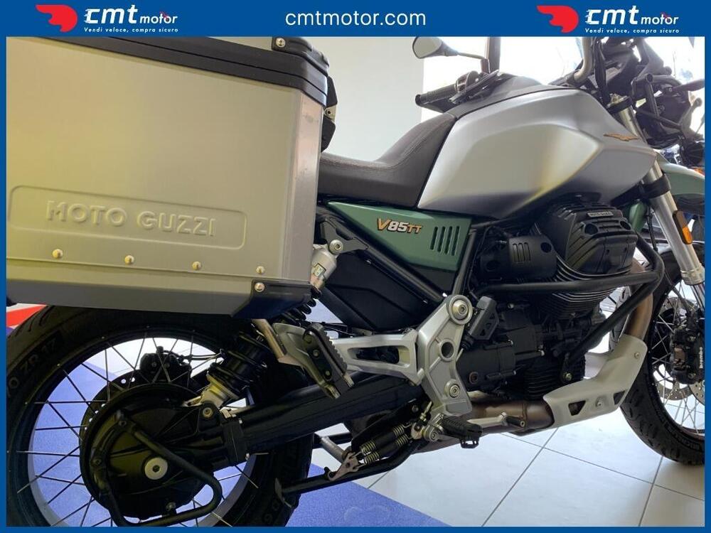 Moto Guzzi V85 TT Centenario (2021 - 22) (8)