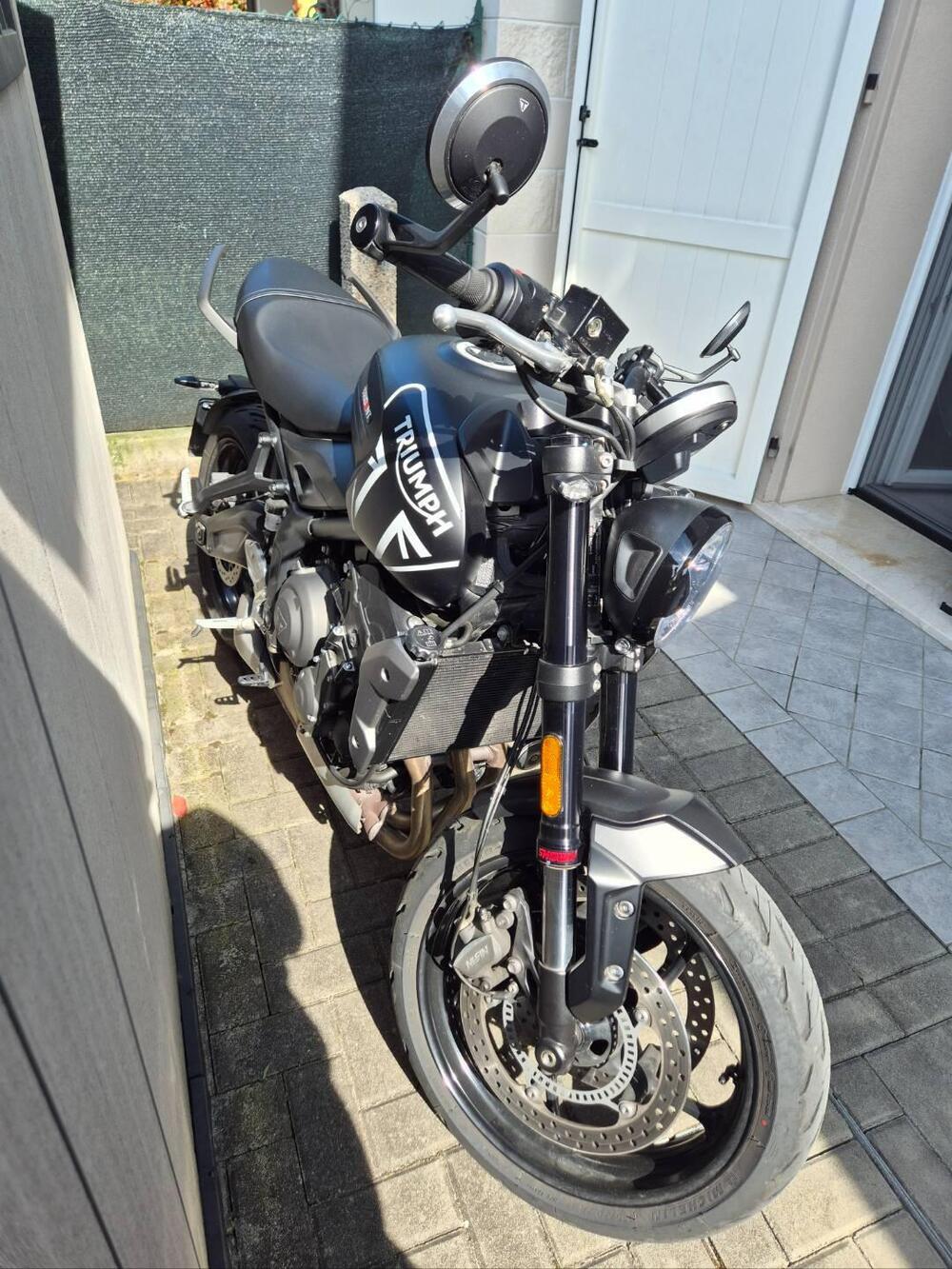 Triumph Trident 660 (2021 - 24) (3)