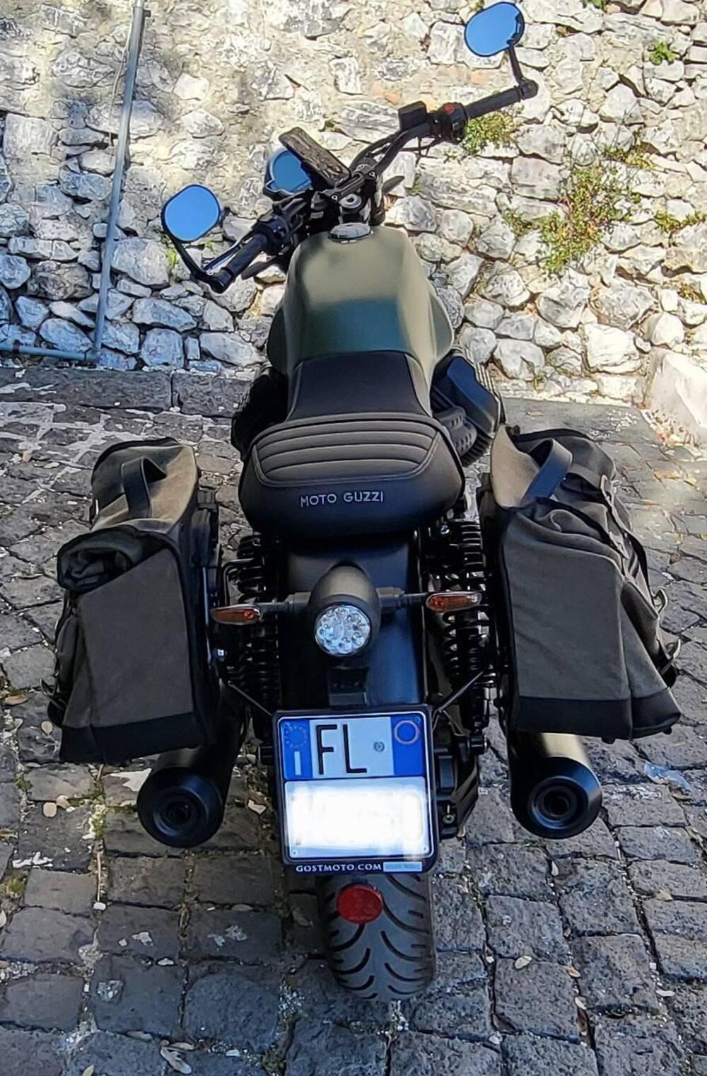 Moto Guzzi V7 Stone Ten (2024 - 25) (5)
