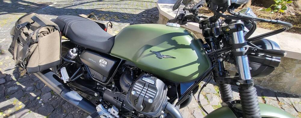 Moto Guzzi V7 Stone Ten (2024 - 25) (14)