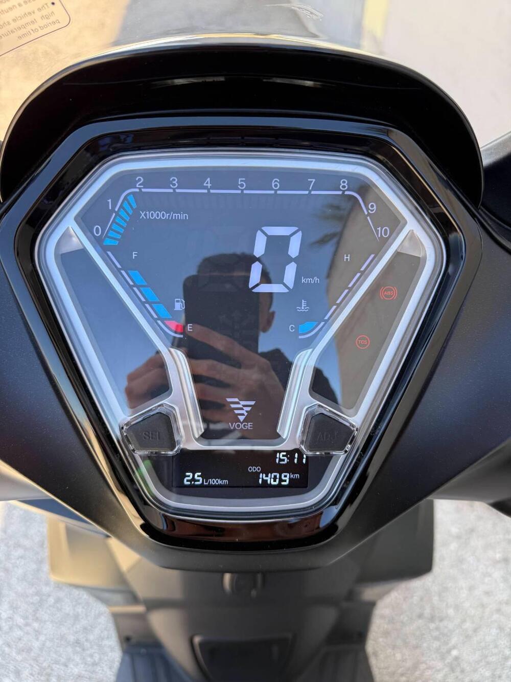 Voge Sfida SR16 125 (2025 - 26) (4)