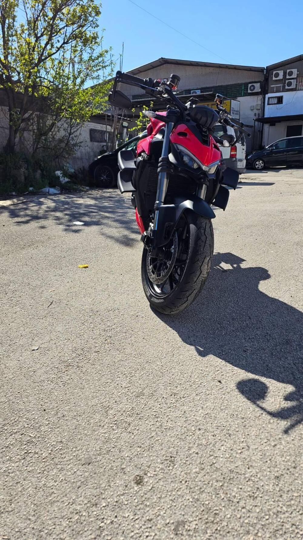 Ducati Streetfighter V2 (2022 - 24)