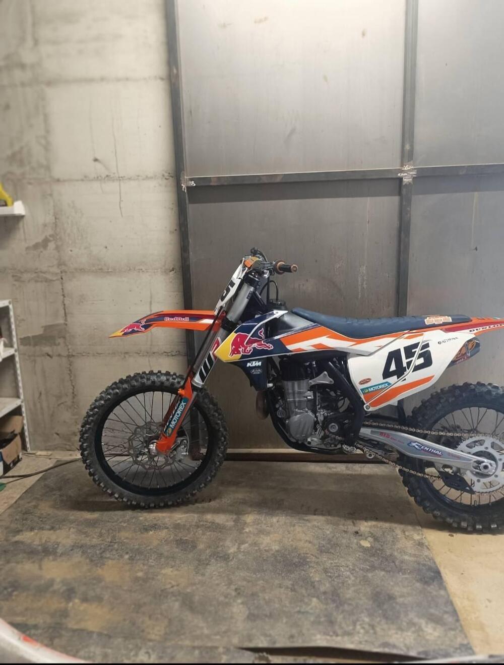 KTM 450 SX-F (2018) (2)