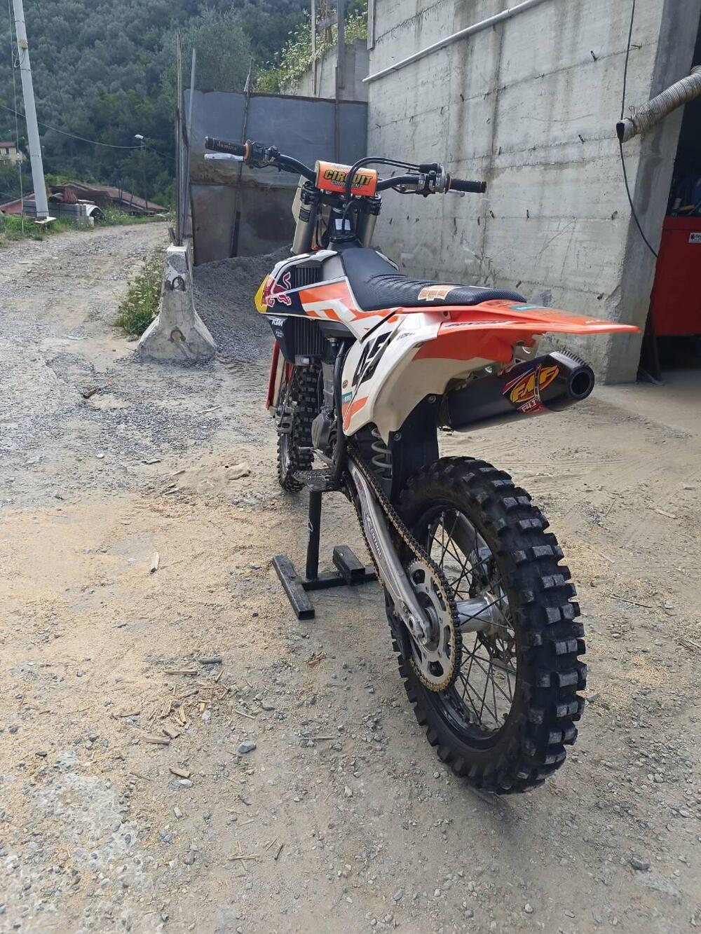 KTM 450 SX-F (2018) (4)