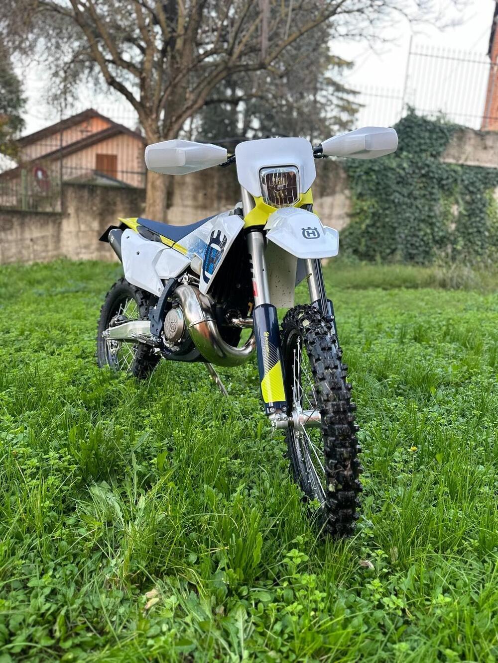 Husqvarna TE 250 (2024) (3)