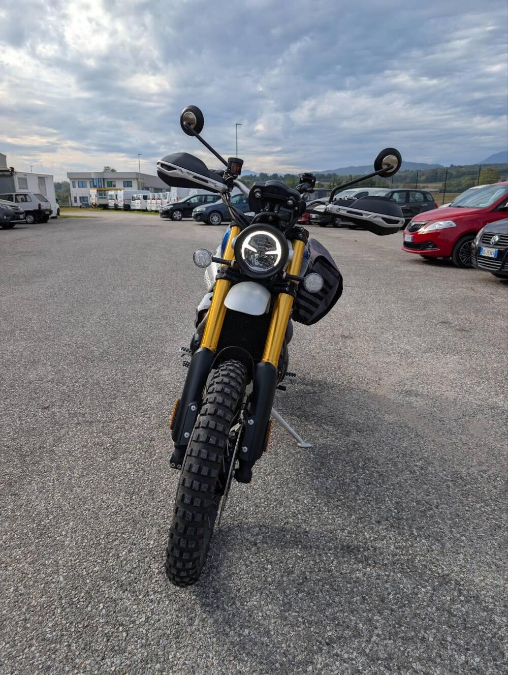 Triumph Scrambler 1200 XE (2019 - 20) (9)