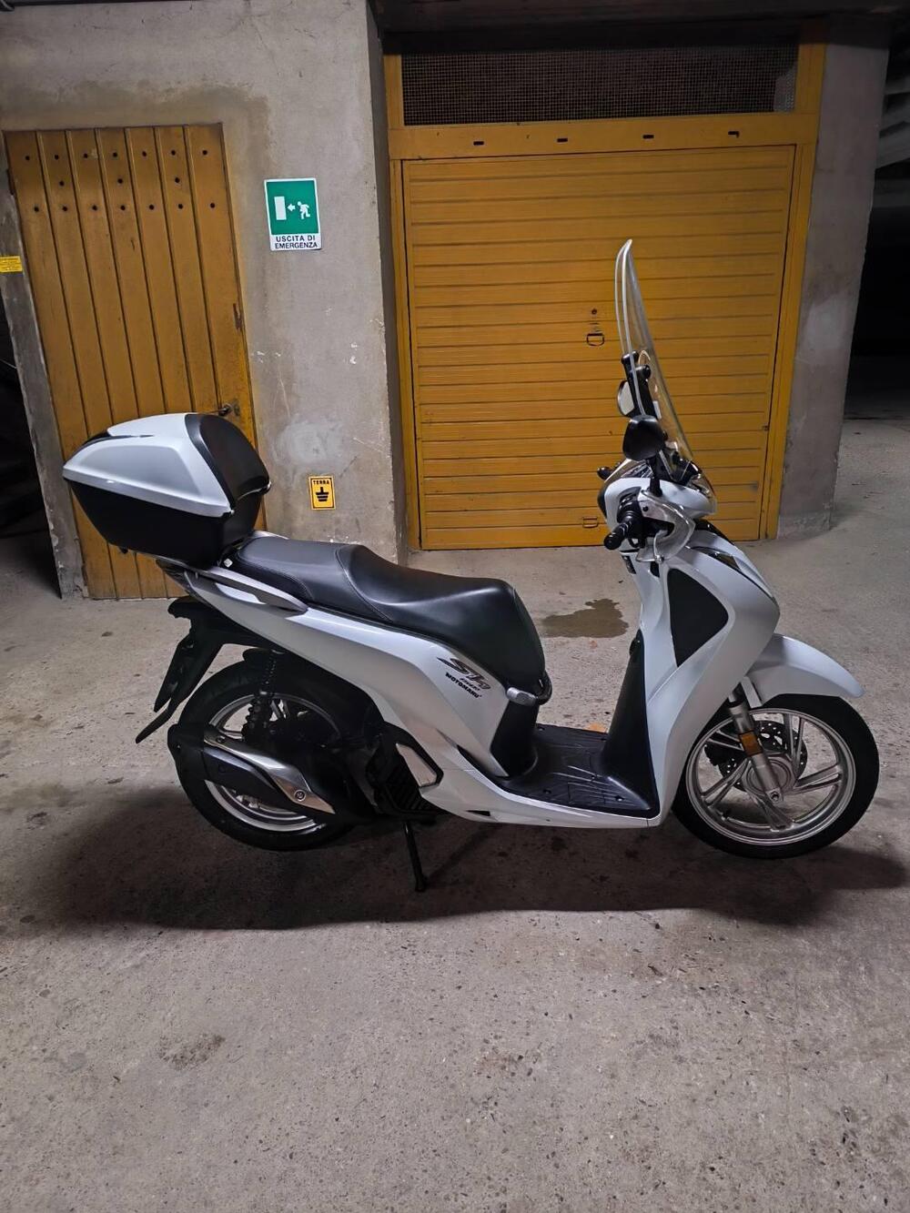 Honda SH 150i (2017 - 19) (2)