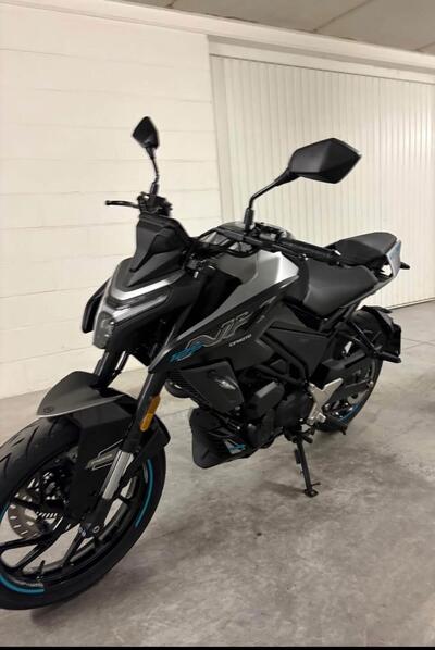 CFMOTO 125NK (2025 - 26) usata