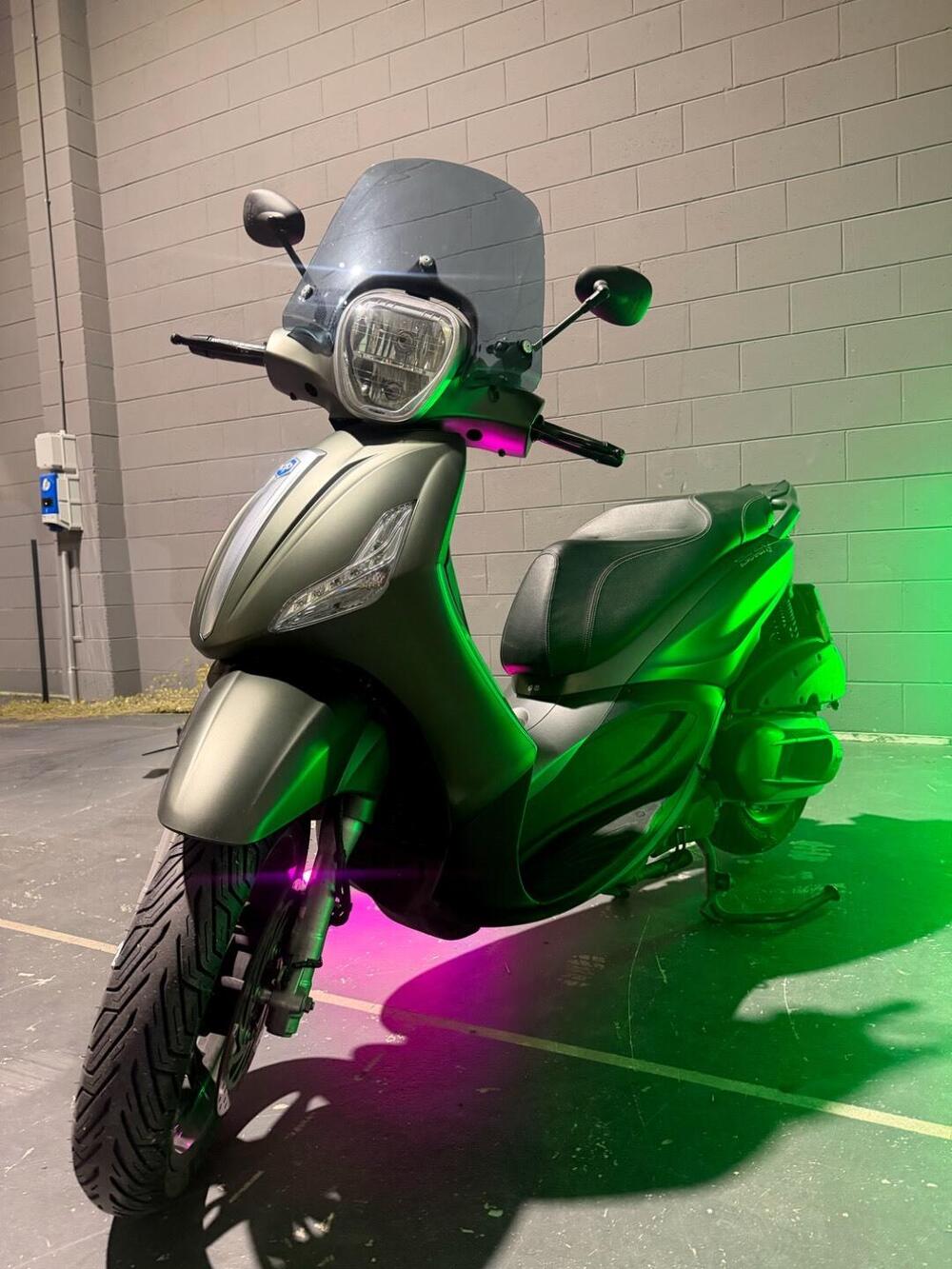 Piaggio Beverly 350 S ABS (2019 - 20)