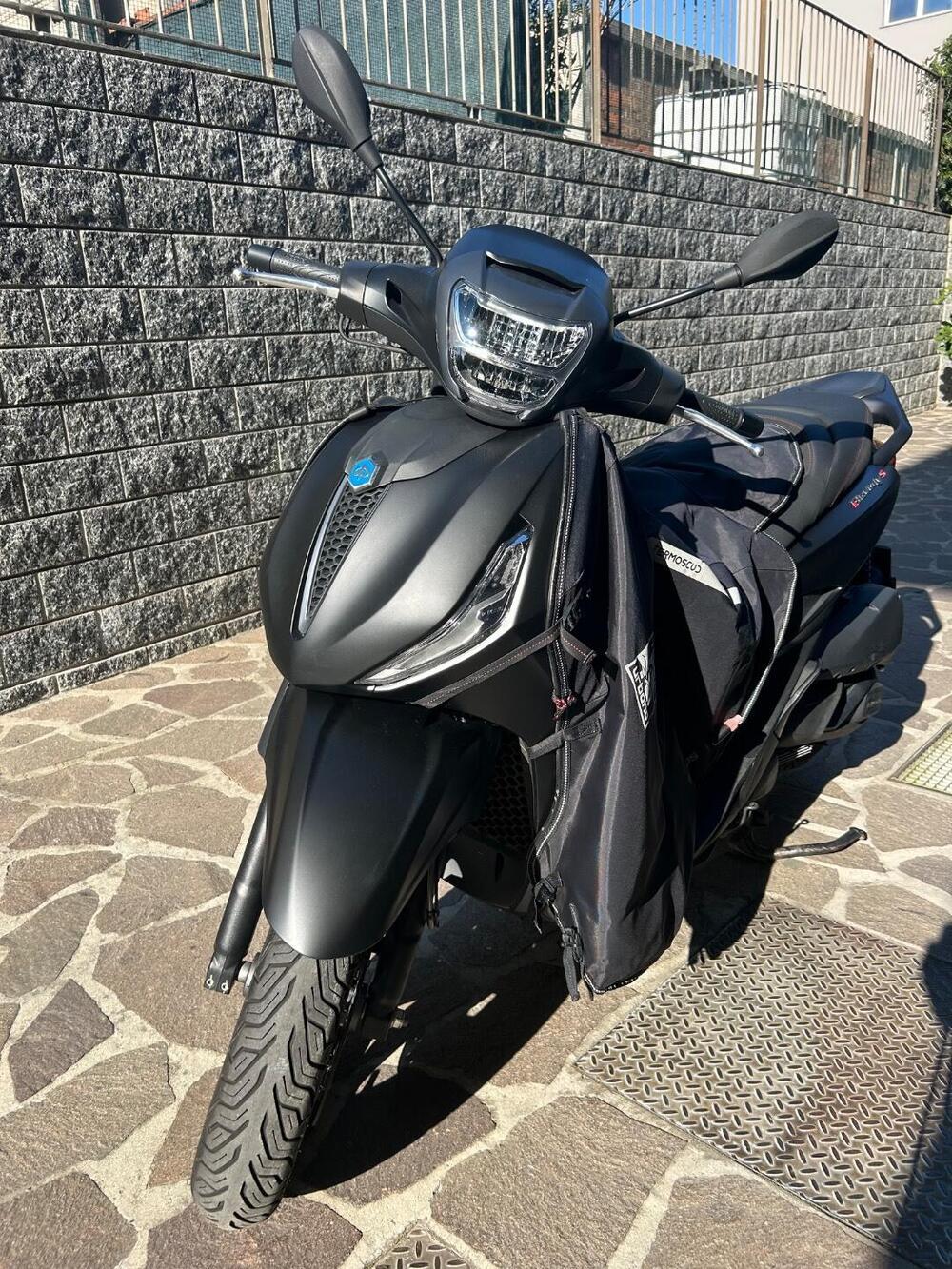 Piaggio Beverly 300 S ABS-ASR (2021 - 25)