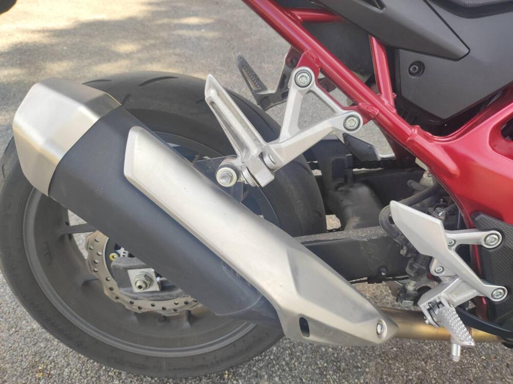 Honda CB 750 Hornet (2023 - 24) (4)