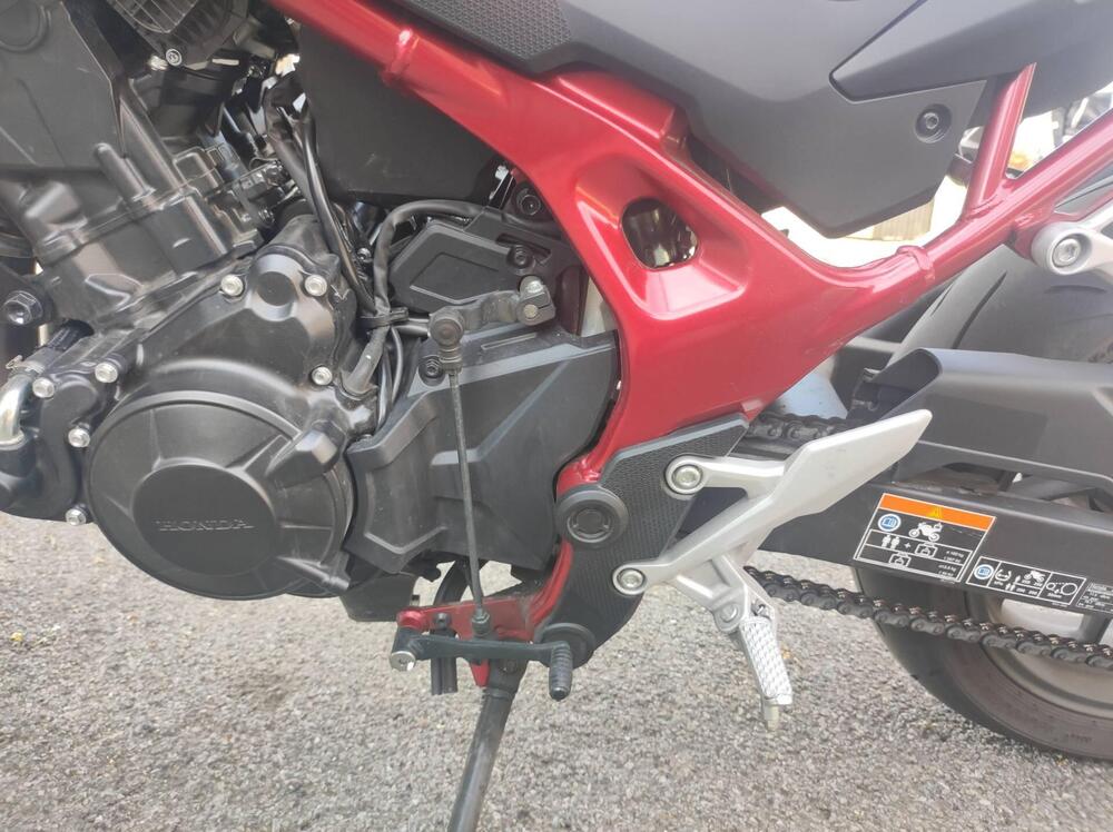 Honda CB 750 Hornet (2023 - 24) (6)