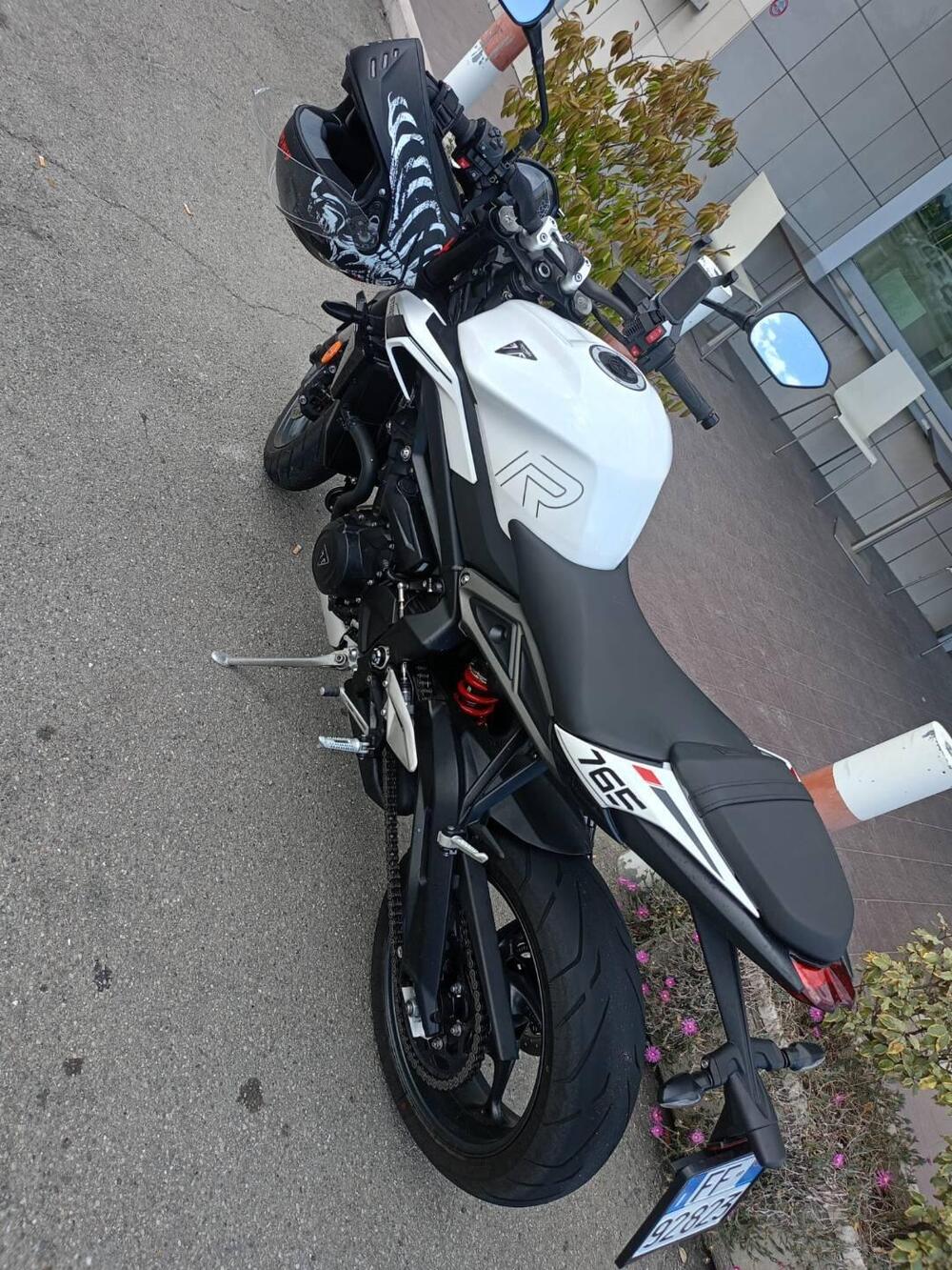 Triumph Street Triple 765 R (2023 - 26) (4)