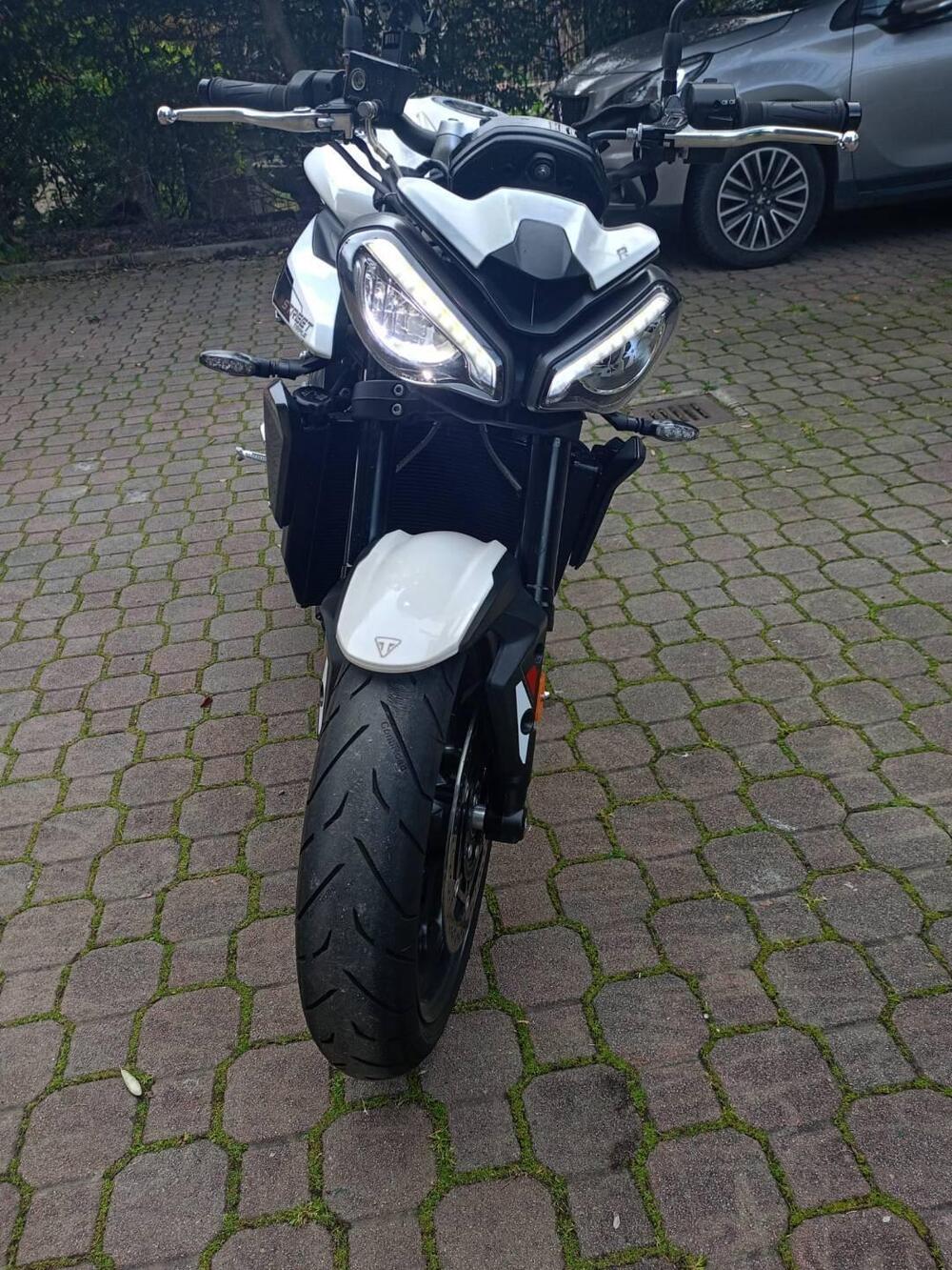 Triumph Street Triple 765 R (2023 - 26) (6)