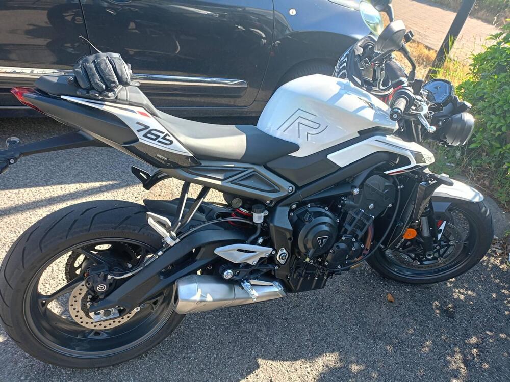 Triumph Street Triple 765 R (2023 - 26)