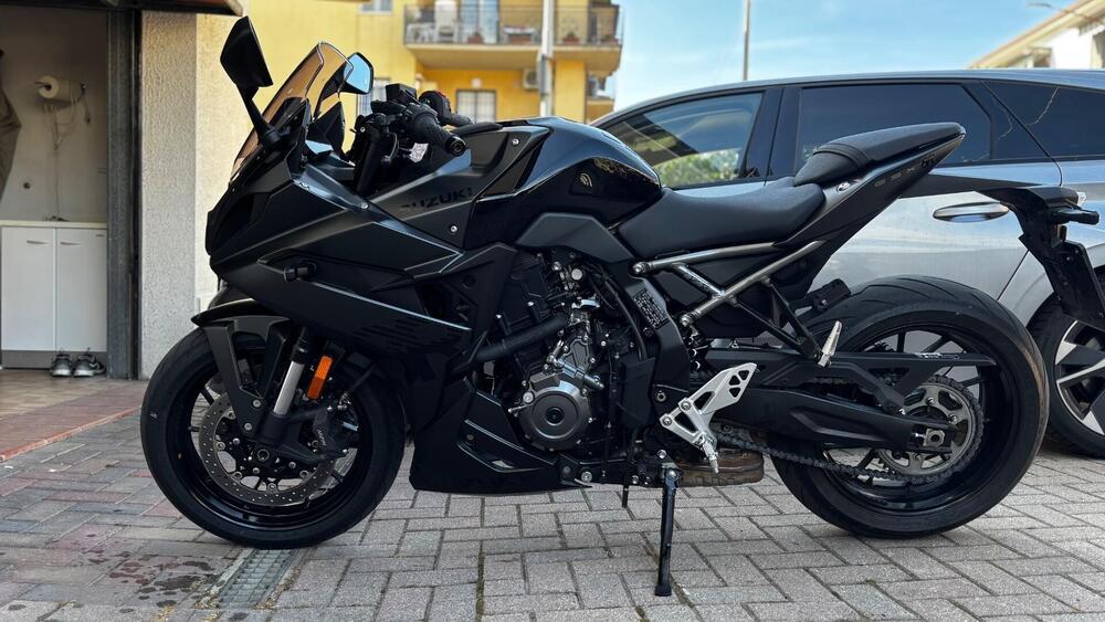 Suzuki GSX-8R (2024 - 26)