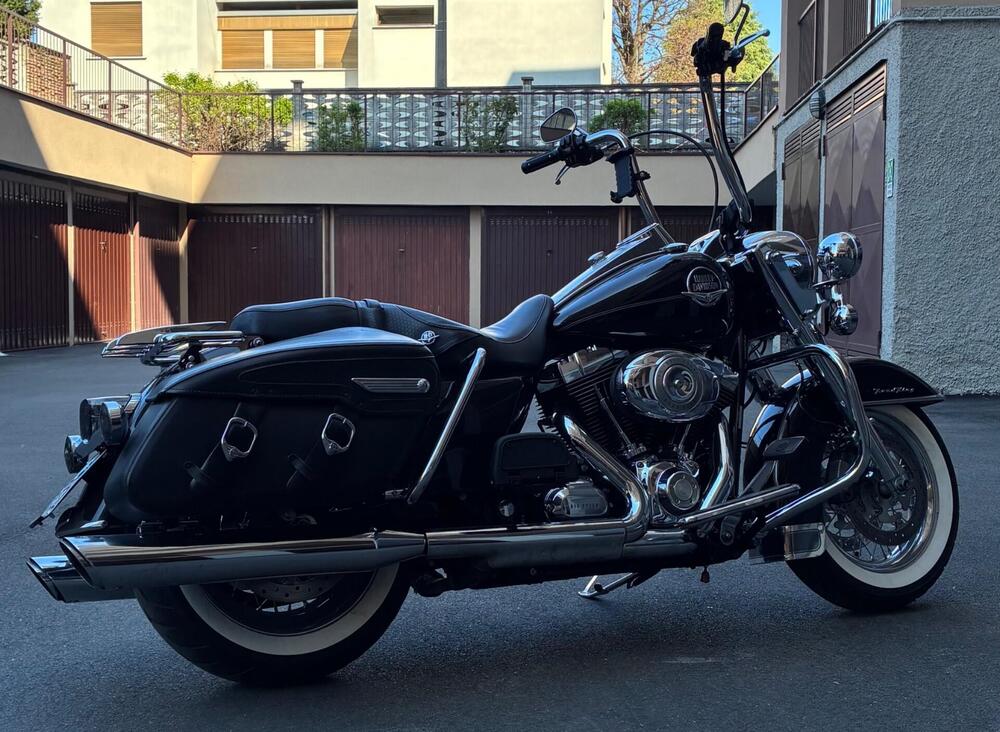 Harley-Davidson 1584 Road King Classic (2007 - 10) - FLHRC (10)