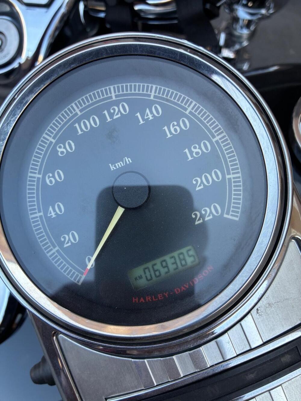 Harley-Davidson 1584 Road King Classic (2007 - 10) - FLHRC (5)