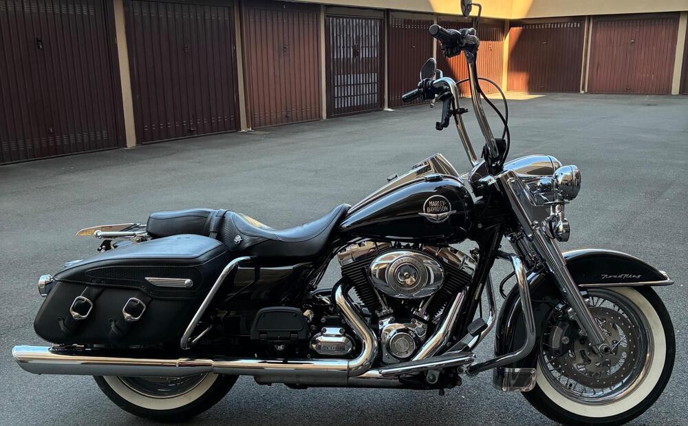 Harley-Davidson 1584 Road King Classic (2007 - 10) - FLHRC (8)