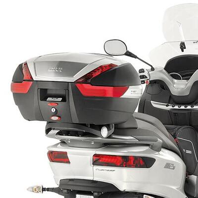 GIVI SR5609 Attacco posteriore specifico per baule