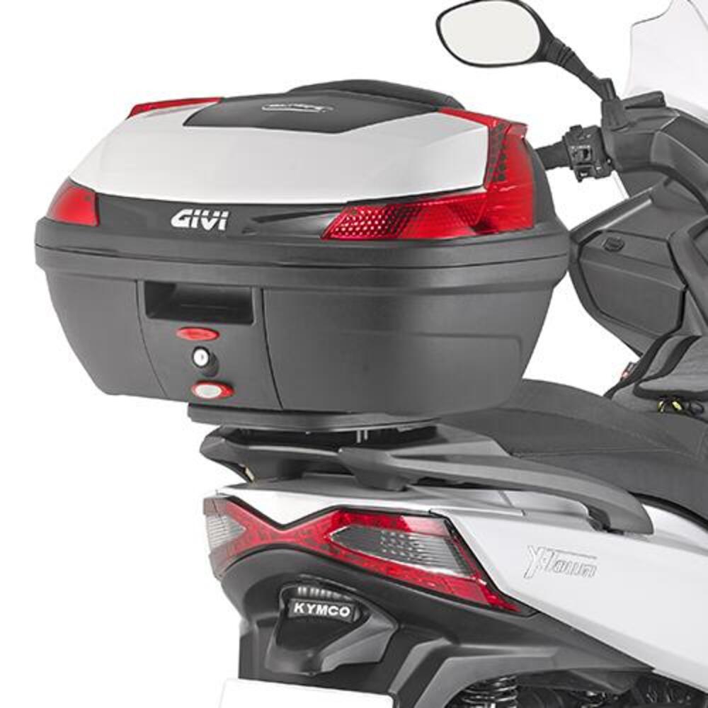GIVI SR57 Attacco posteriore specifico per baulett (2)