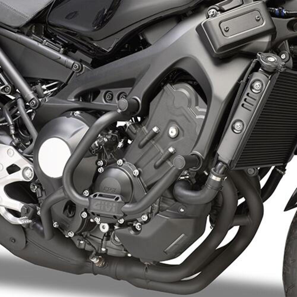 Paramotore Givi TN1203 per HONDA NX500 (24) e CB50 (2)