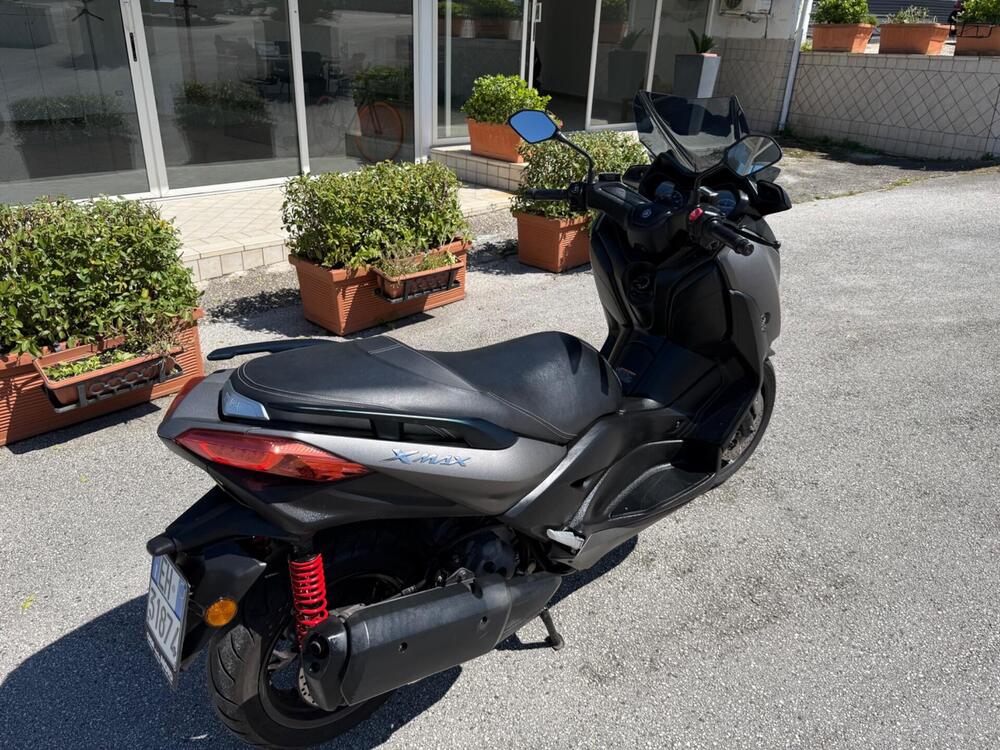 Yamaha X-Max 300 ABS (2017 - 20) (4)