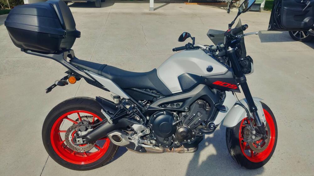 Yamaha MT-09 SP (2018 - 20) (2)