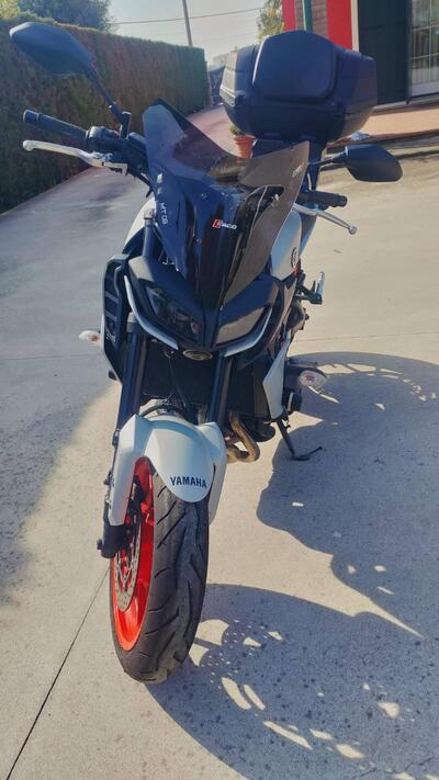 Yamaha MT-09 SP (2018 - 20) usata