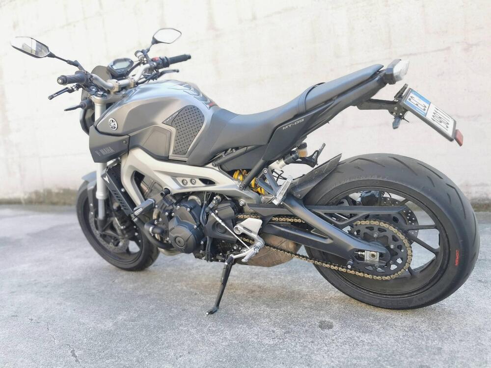 Yamaha MT-09 ABS (2013 - 15) (2)