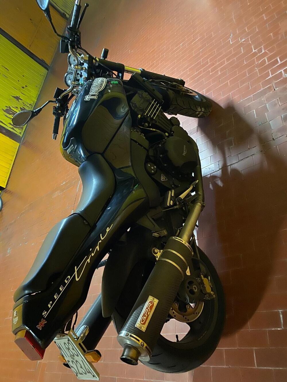 Triumph Speed Triple 900 (1993 - 02) (5)