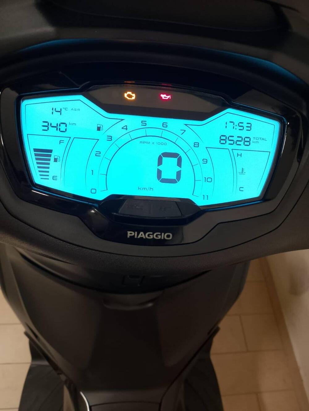 Piaggio Beverly 300 S ABS-ASR (2021 - 25) (5)