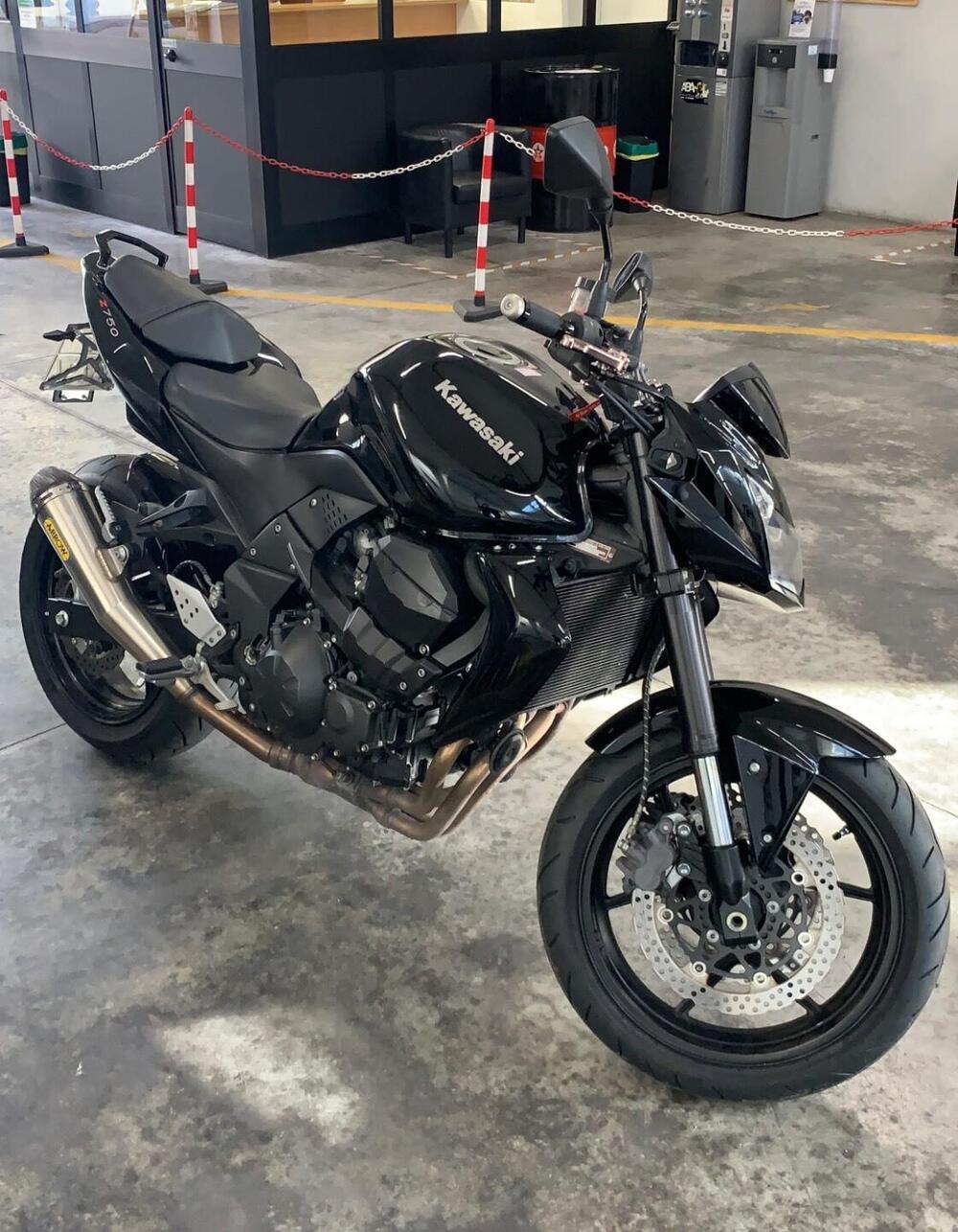 Kawasaki Z 750 (2007 - 14) (2)