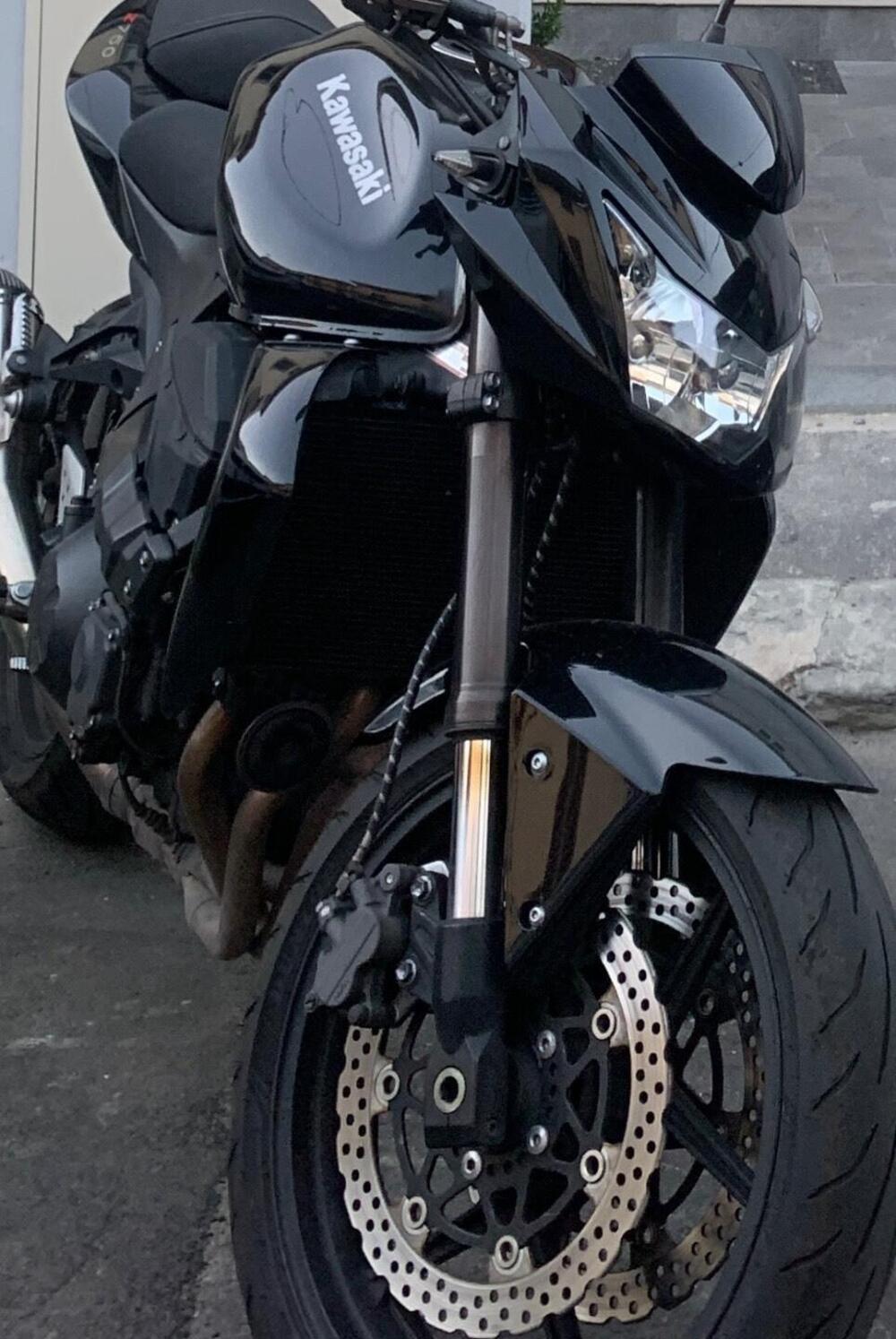 Kawasaki Z 750 (2007 - 14) (13)