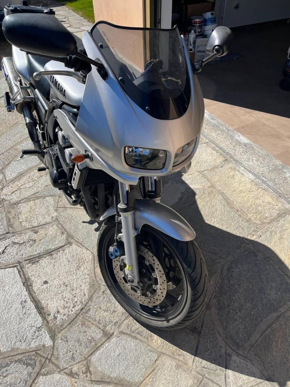 Yamaha FZS 600 Fazer (1998 - 01) (6)