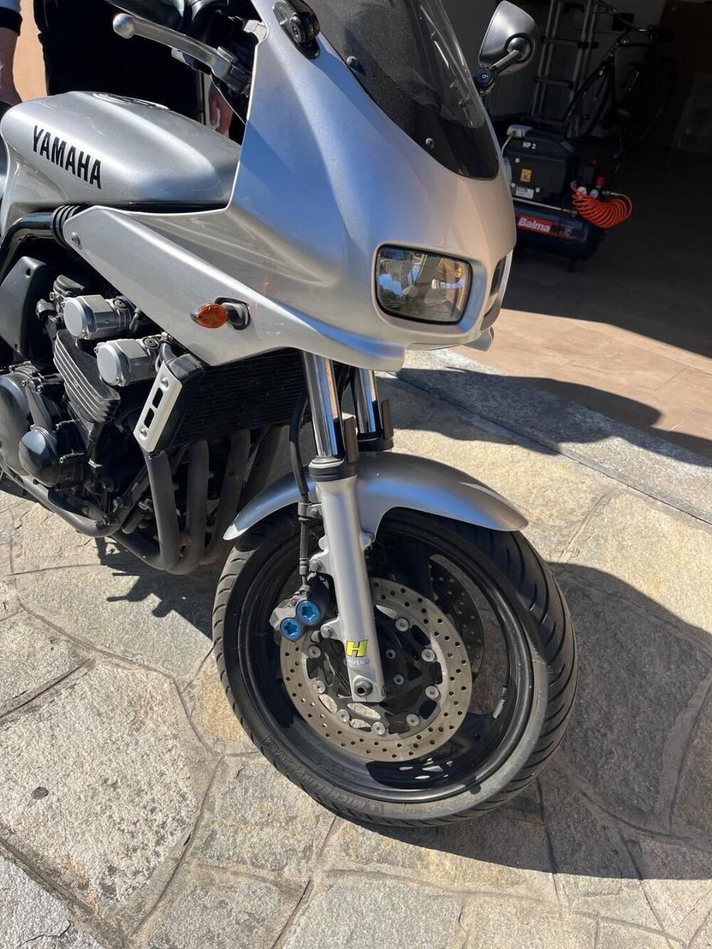 Yamaha FZS 600 Fazer (1998 - 01) (7)