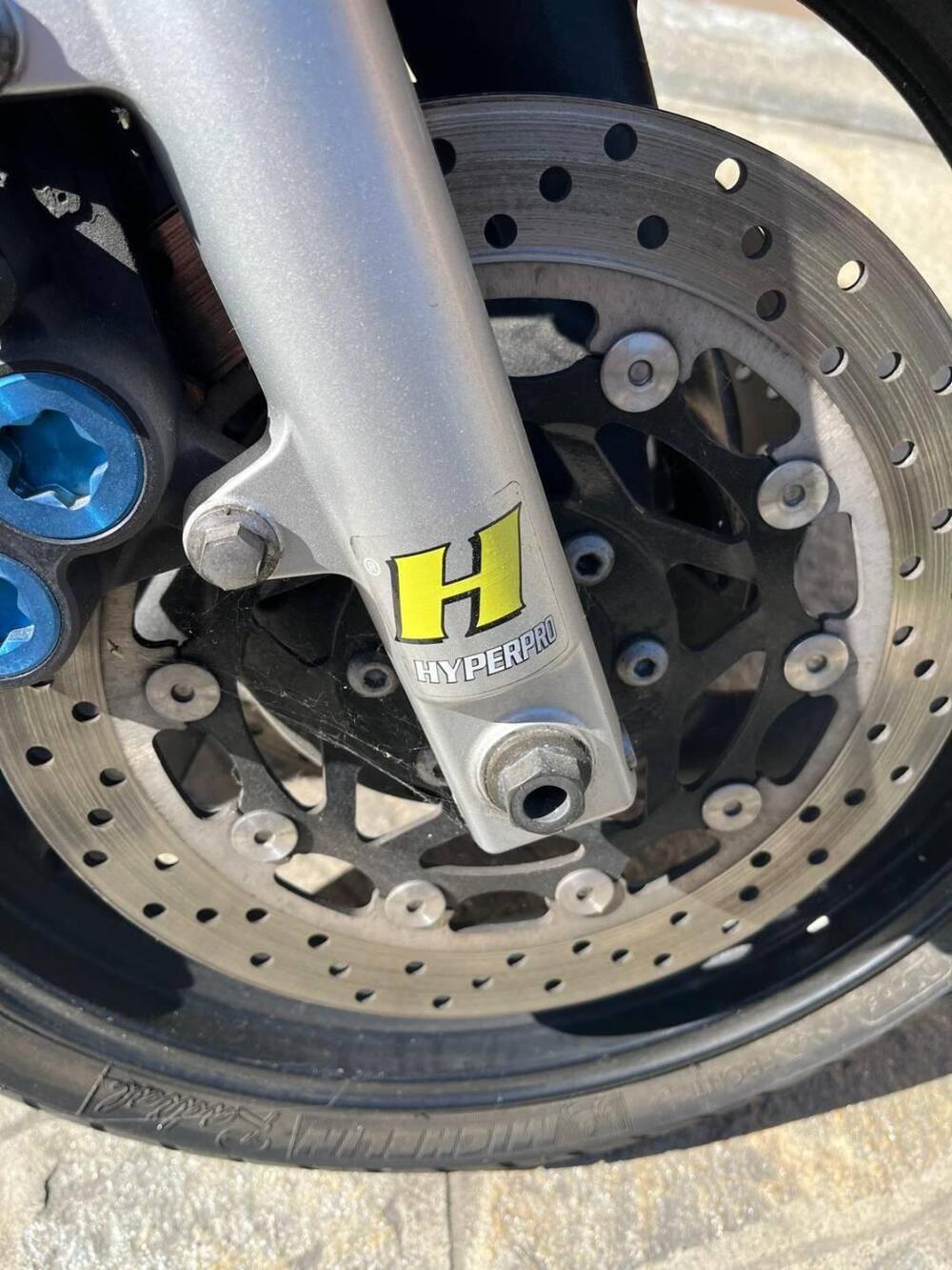 Yamaha FZS 600 Fazer (1998 - 01) (14)