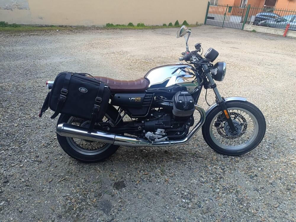 Moto Guzzi V7 III Anniversario (2017 - 18) (6)