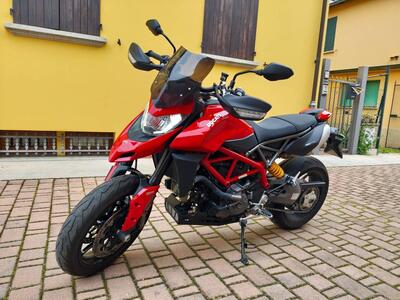 Ducati Hypermotard 950 (2022 - 25) usata