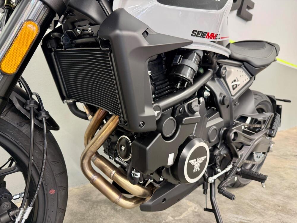 Moto Morini SEIEMMEZZO STR (2022 - 26) (11)