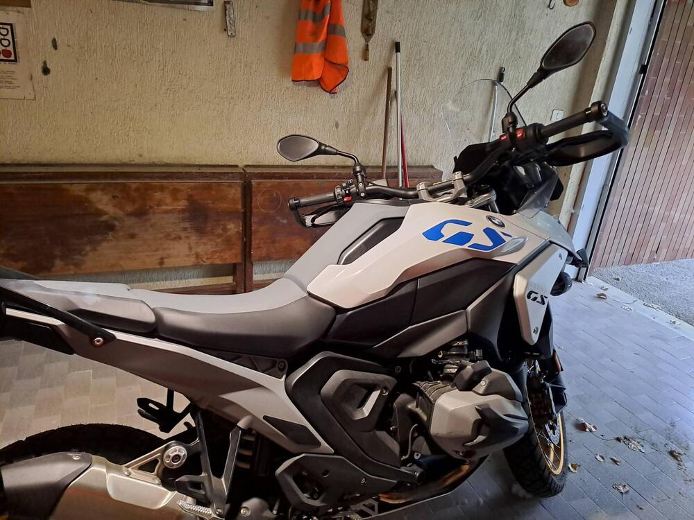 Bmw R 1300 GS (2023 - 26) (2)