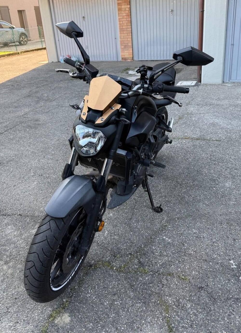 Yamaha MT-07 (2017 - 18) (2)